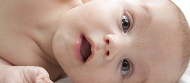 É verdade que o bebê respira mais rápido do que o normal?