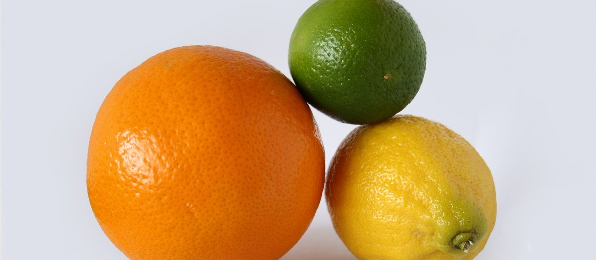É verdade que alimentos ácidos ajudam a reduzir o enjoo na gravidez?