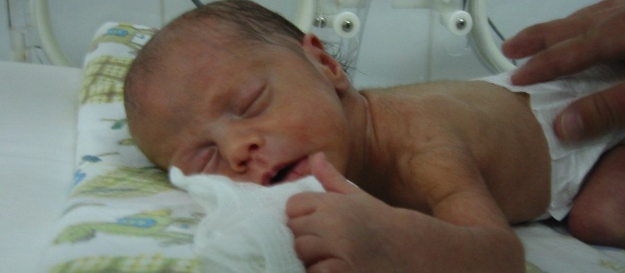 Reconhecendo o choro do bebê: cólica e fralda suja