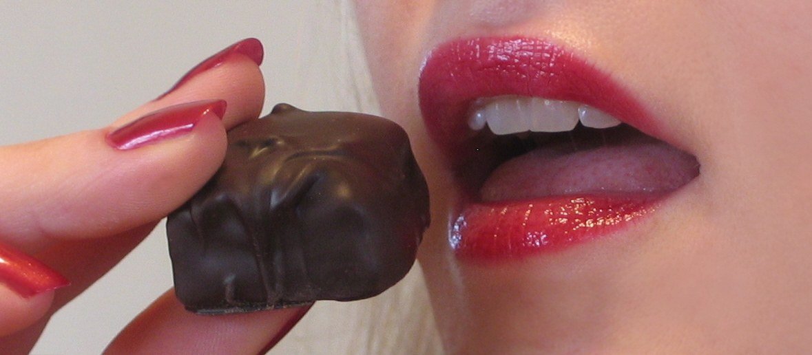 Consumir muito chocolate pode prejudicar a gestação: mito ou verdade?