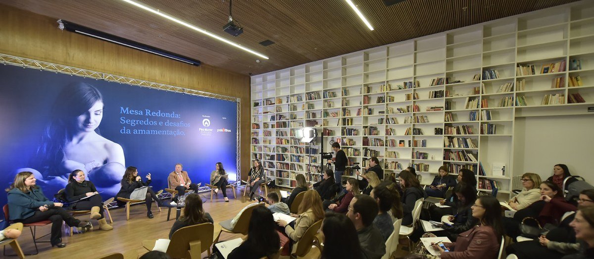 Mesa Redonda: Segredos e Desafios da Amamentação