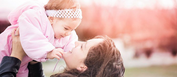 Banho de Sol para o Bebê no Inverno: O Que Muda?